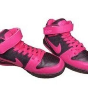 Nike ID Air Mogan 6.0 Mid 2 Mids.  Fushia/Black. Size 9.5